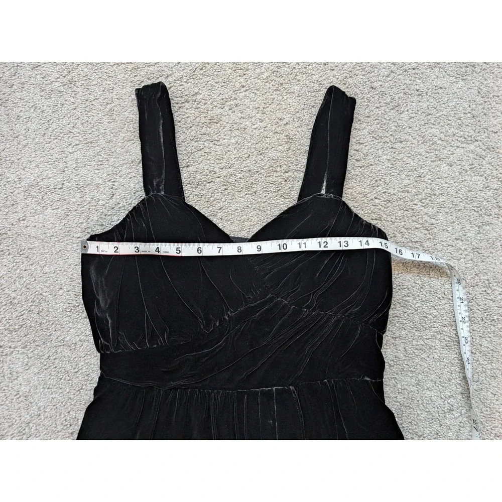 Express Velvet Cocktail Dress Women 10 Black Surplice V-Neck Ruffle Mini Party